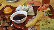 Sumo Sushi food