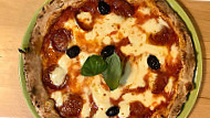 Bio Pizzeria Vero food