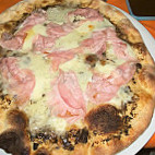 Pizzeria La Cittadella Di Moruzzi food