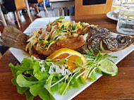Mekong Restaurant food