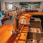 The 101 Grille inside
