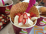 Menchie's Frozen Yogurt food