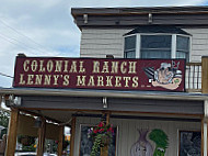 Lenny's Colonial Ranch Market inside