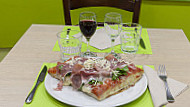 Pizzeria Ai Tre Ponti food