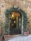Baccus L'osteria outside