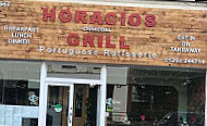 Horacios Grill outside