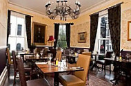 The Mitre In Lancaster Gate food