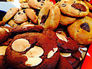 Ben's Cookies food