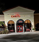 Ruth's Chris Steak House outside