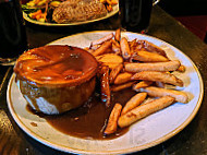 The Carpenter's Arms food