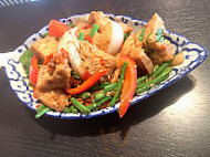 Reun Thai food
