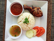 Warung Mama Delisha food