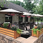 Vine Restaurant & Lounge outside