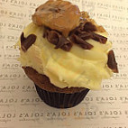 Lola's Cupcakes Victoria Place food