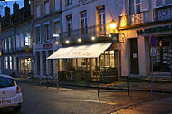 Hotel Brasserie Le Grand Cafe outside