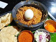 Buhari Curry House food
