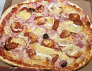 Pizz'antonne food