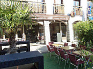 Aravis Cafe inside