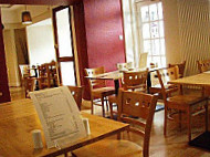 Pips Coffee House inside