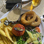 Y Gwynedd Inn food