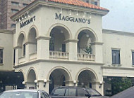 Maggiano's Little Italy outside