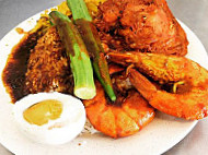 Nasi Kandar Muqmeen food