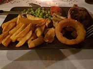Queens Arms food