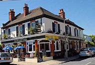 The Builders Arms outside