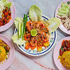 Jirapan Khao Mok Kai food