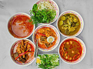 Kanomjeen Sam Nam food