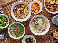 Féi Māo Xiǎo Chī food