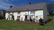 The Old Farmhouse Kitchen And Tearoom outside