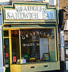 Graingers Sandwich outside
