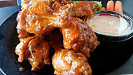 Duff's Famous Wings Of Orchard Park food