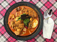 Mee Kari Padu Noraziz food