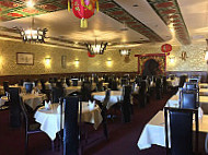 Tang Palace Chinese Restaurant inside