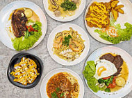 Paklong's Western Kitchen food