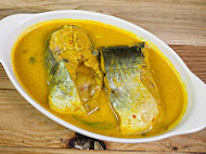 Nur Adinda Sri Semantan food