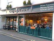 Fleur Cafe outside
