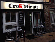 Crok Minute inside