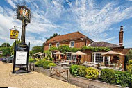 The Bedford Arms Dining outside