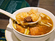 Ming Kee Noodles food