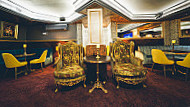 Royal Lounge 73 inside