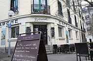 Café Du Marché outside