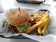 T-rays Burger Station food