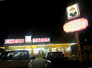Chico's Tacos outside