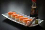Sushi Gallery food