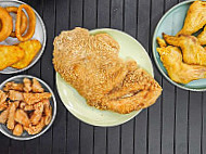 Hot-star Large Fried Chicken (kwun Tong Plaza) food
