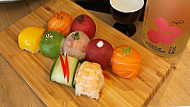 Sushi Couronne food