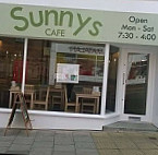 Sunnys Cafe inside